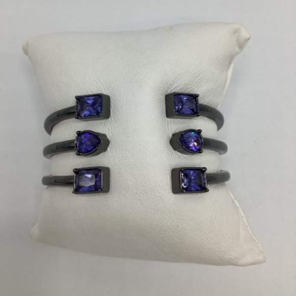 White House Black Market Jewelry - NWT White House/Black Market Hinged Stone  Bracelet